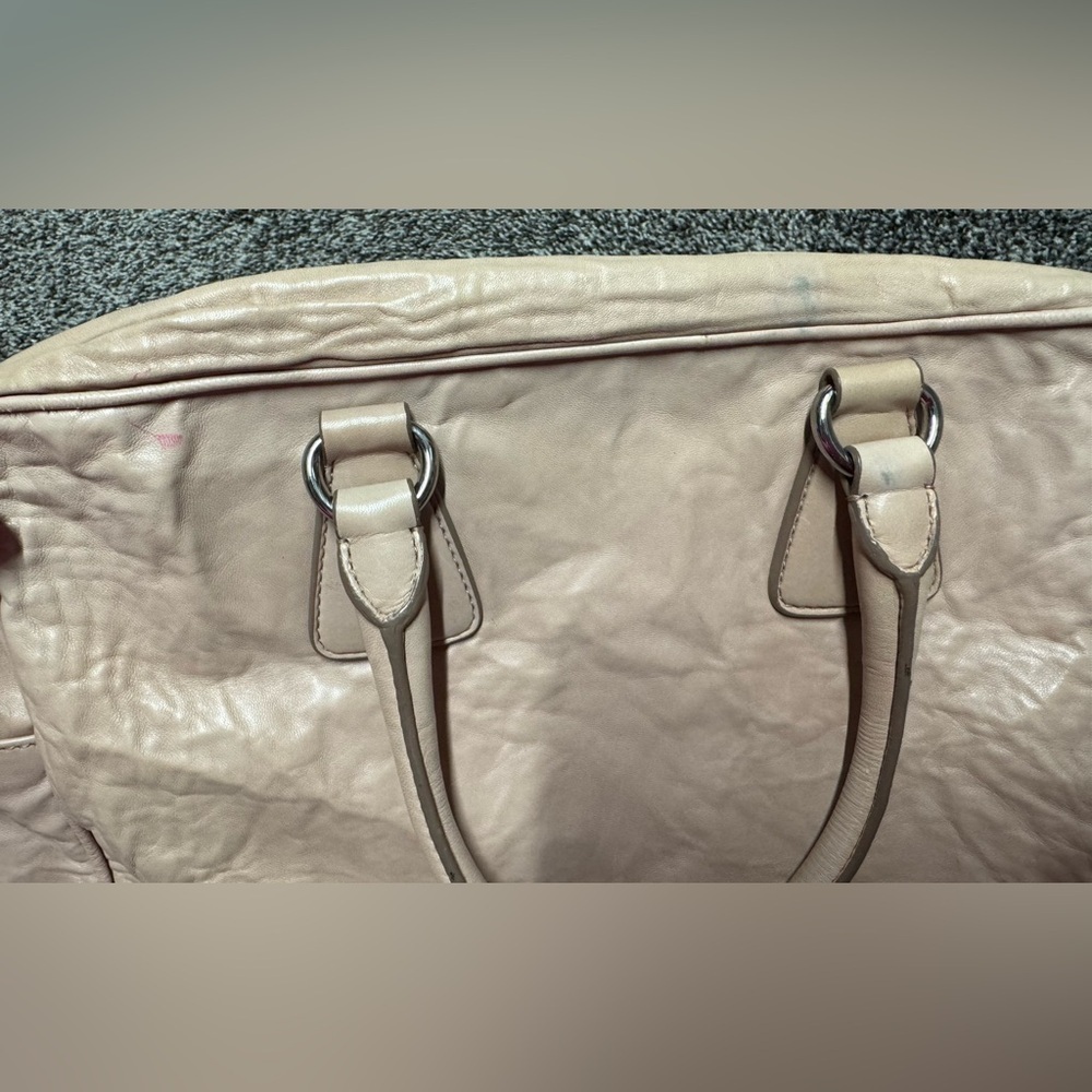 Prada vintage leather handbag - Picture 4 of 17